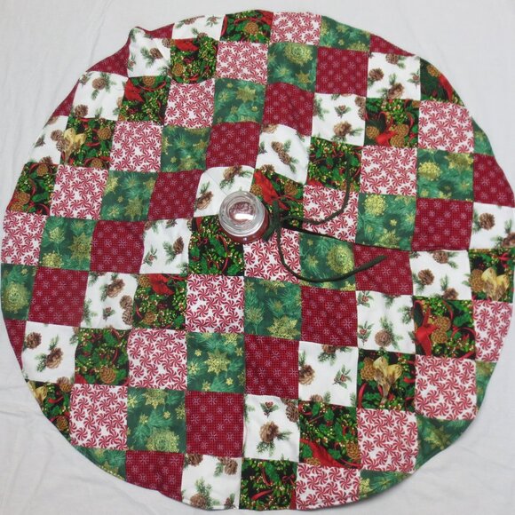 Christmas Tree Skirt 44" Hand Made Quilted Patchwork Nostalgic Vintage Country - Picture 2 of 8